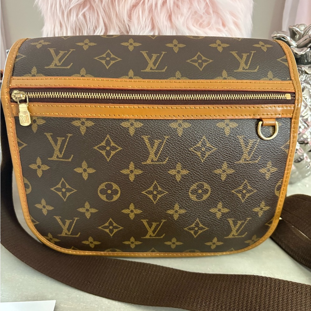 Louis Vuitton Bosphore PM Monogram Messenger Bag
